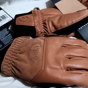The North Face IL Solo FUTURELIGHT gloves